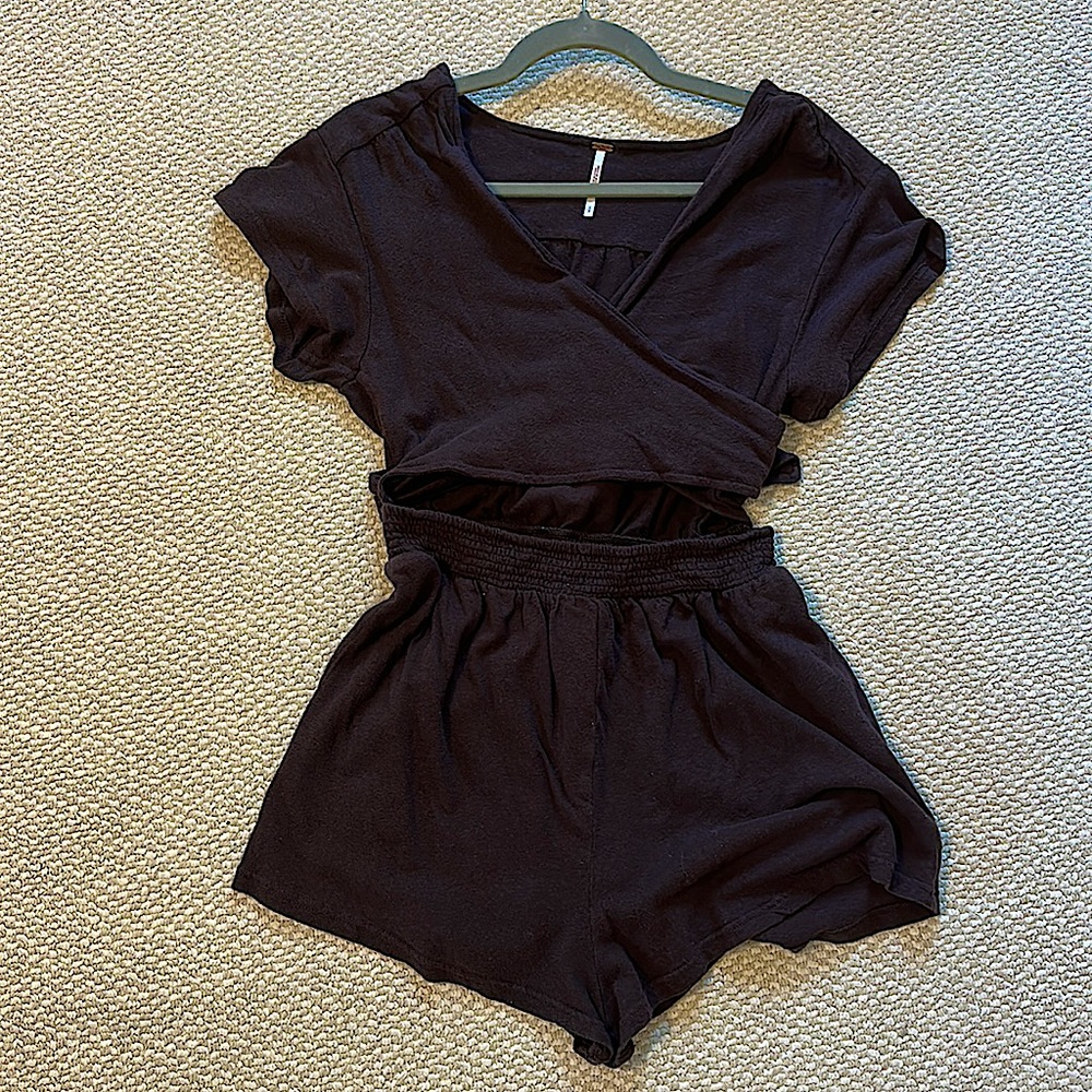 Black free people cut out romper